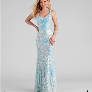 Windsor Sylvia Formal Sequin Mermaid Long Dress. NWT